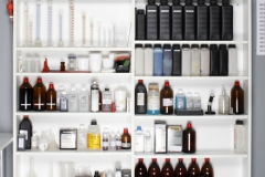 Regal für Chemie